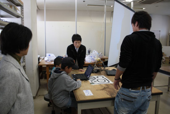 第48回高専祭で市民向け工学実験を行いました。